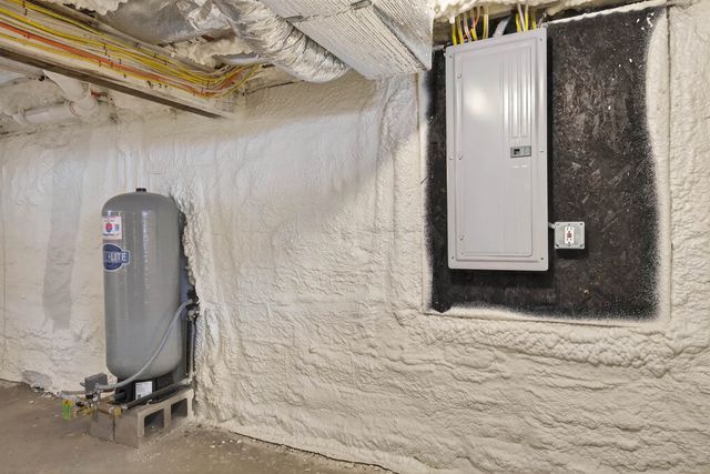 33 McCrillis Road, Nottingham, NH 03290