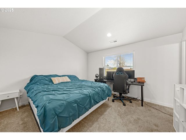 463 35TH St, Springfield, OR 97478
