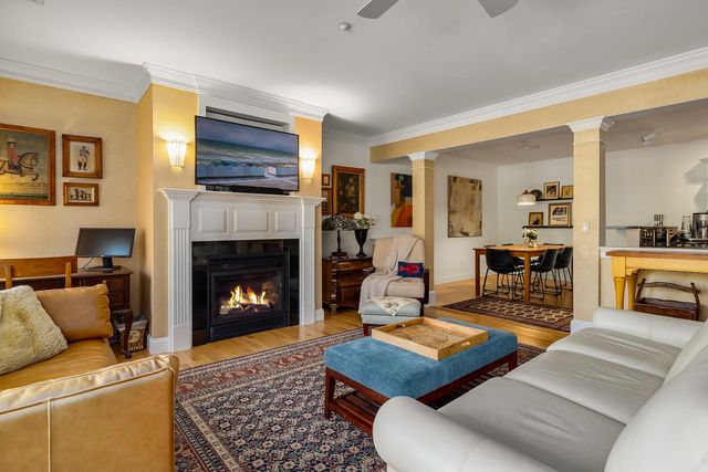 100 Shepards Cove Rd Unit F204, Kittery, ME 03904