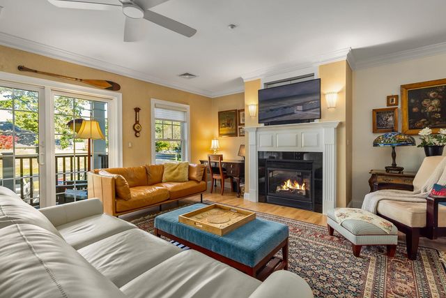 100 Shepards Cove Rd Unit F204, Kittery, ME 03904