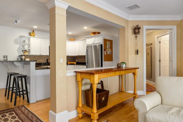 100 Shepards Cove Rd Unit F204, Kittery, ME 03904