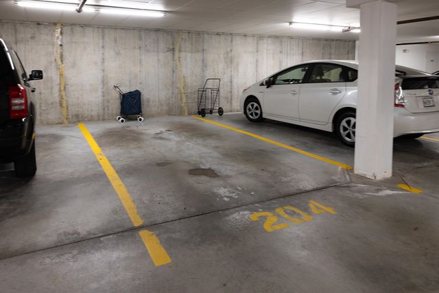 100 Shepards Cove Rd Unit F204, Kittery, ME 03904