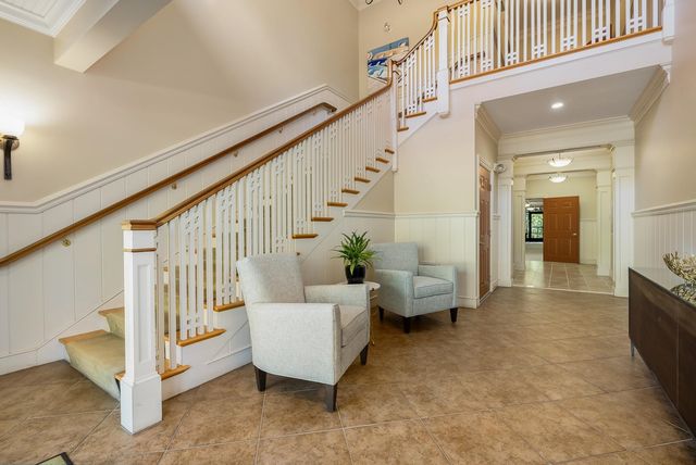 100 Shepards Cove Rd Unit F204, Kittery, ME 03904