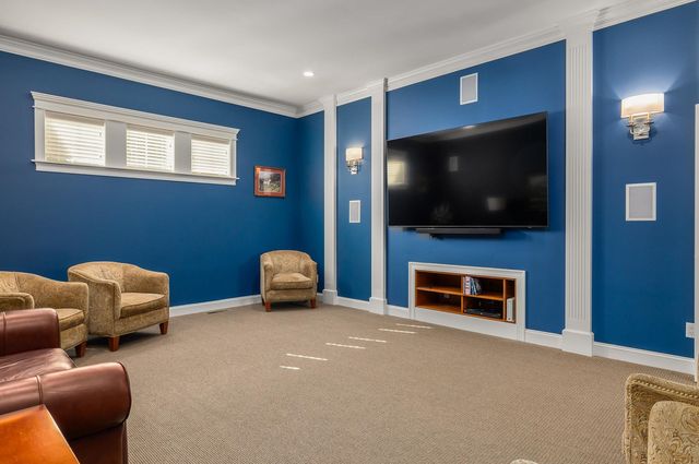 100 Shepards Cove Rd Unit F204, Kittery, ME 03904