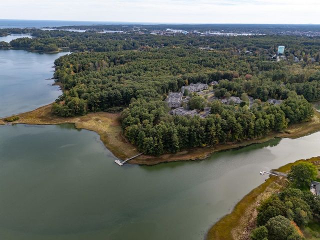 100 Shepards Cove Rd Unit F204, Kittery, ME 03904