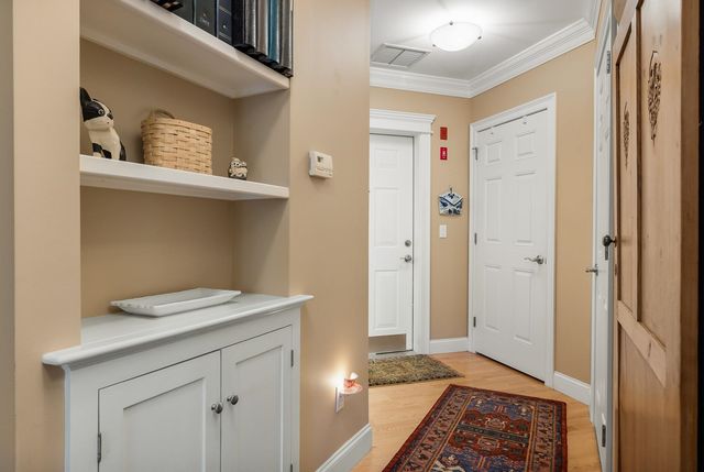 100 Shepards Cove Rd Unit F204, Kittery, ME 03904