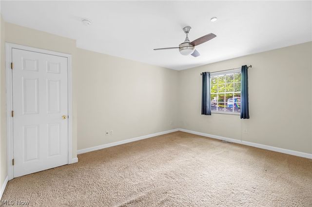 2885 Pease Drive 103, Rocky River, OH 44116