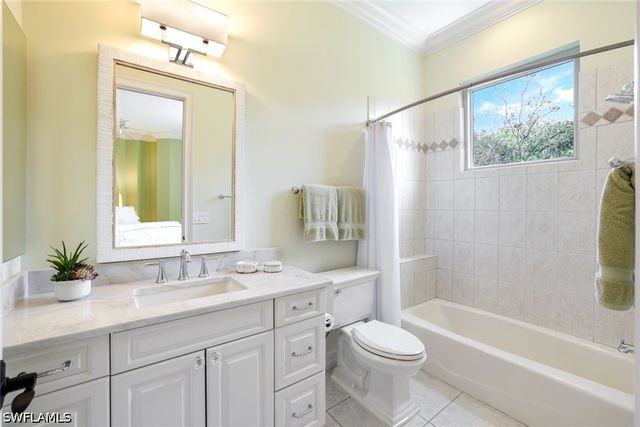 1419 Gormican LN, Naples, FL 34110