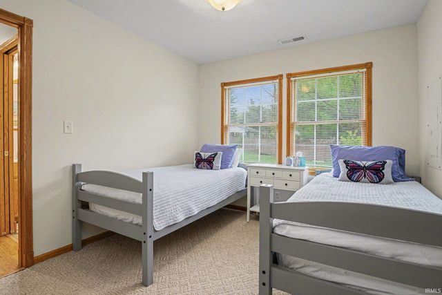 1920 W 570 N, Howe, IN 46746