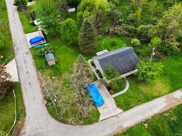 1920 W 570 N, Howe, IN 46746