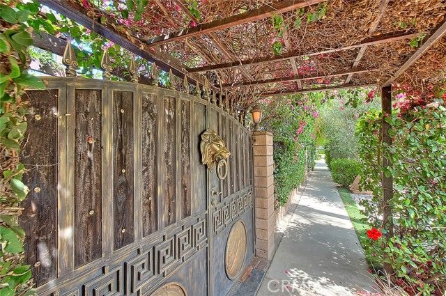 17419 Cohasset, Los Angeles, CA 91406