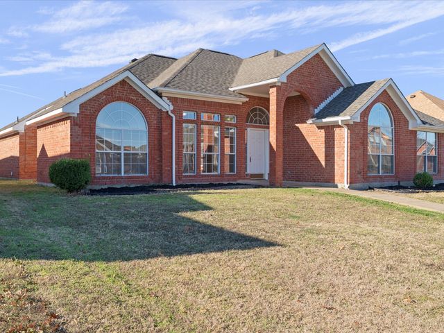 2305 AUSTIN Drive, Mesquite, TX 75181