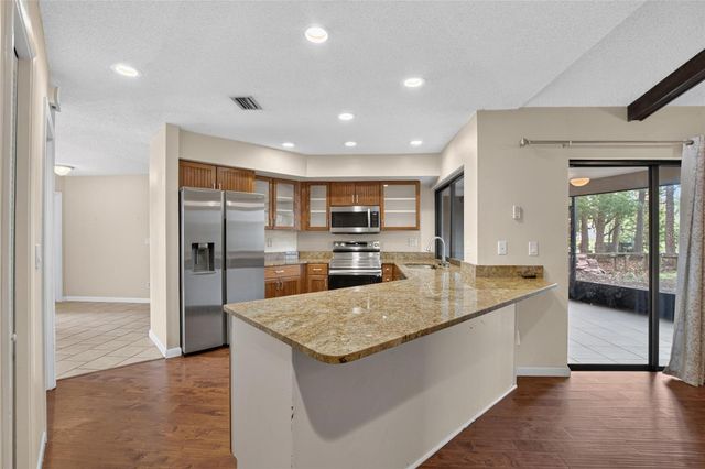 1201 SANDALWOOD DRIVE, Plant City, FL 33563