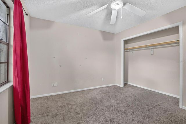 1201 SANDALWOOD DRIVE, Plant City, FL 33563