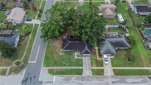 1201 SANDALWOOD DRIVE, Plant City, FL 33563