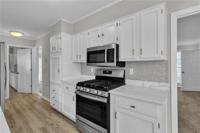 145 S Mourning Dove Drive, Fayetteville, GA 30215