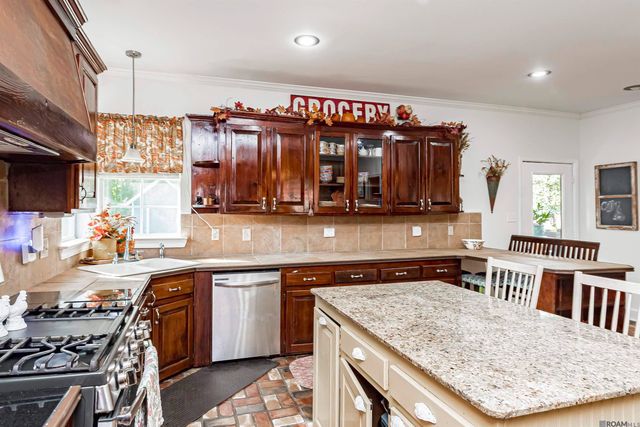 35133 Cane Market Rd, Denham Springs, LA 70706