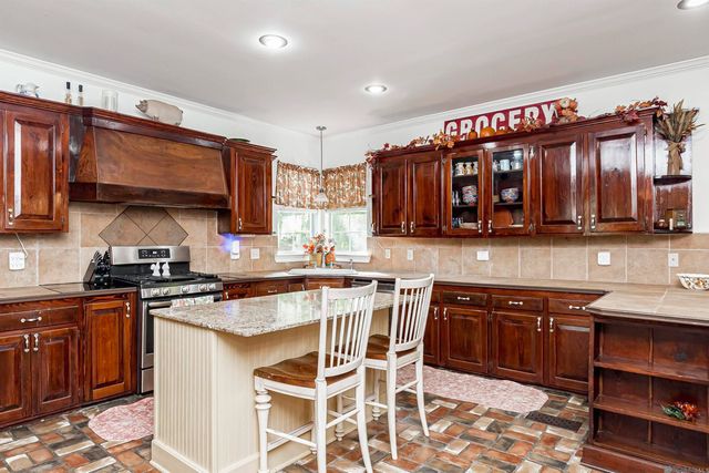 35133 Cane Market Rd, Denham Springs, LA 70706