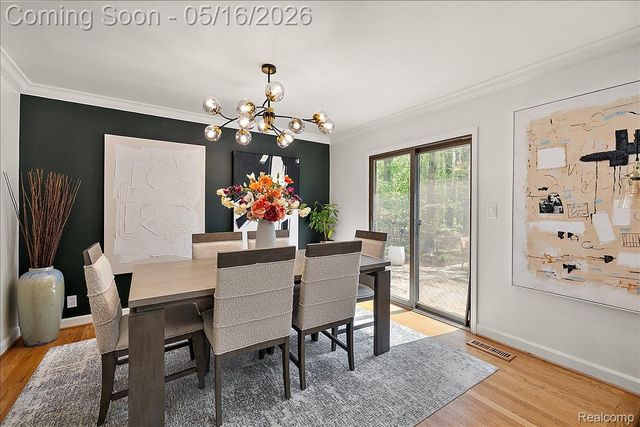 28455 Wellington Street, Farmington Hills, MI 48334