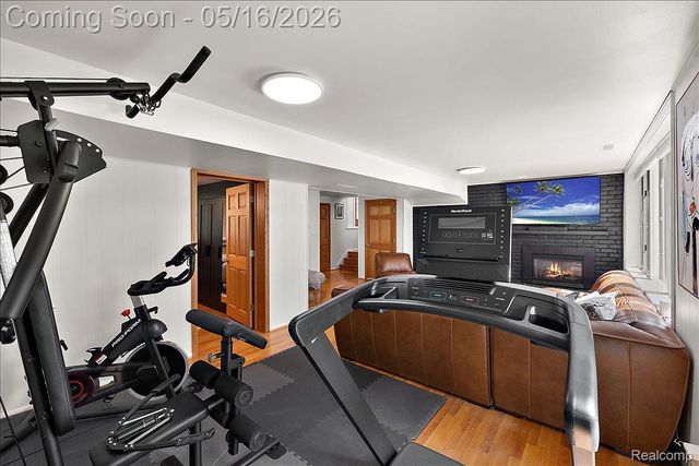 28455 Wellington Street, Farmington Hills, MI 48334