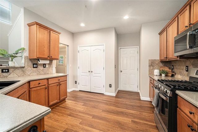429 Mountain View Lane, Woodstock, GA 30188