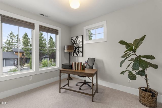 3306 NW Shevlin Ridge, Bend, OR 97703