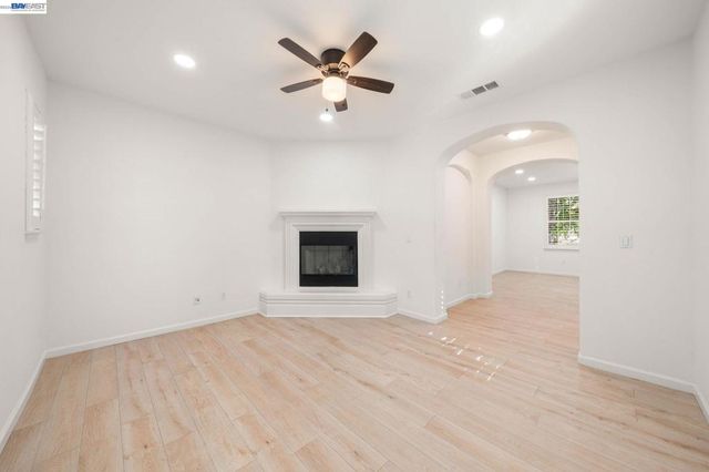 2229 Maidenhair Way, San Ramon, CA 94582