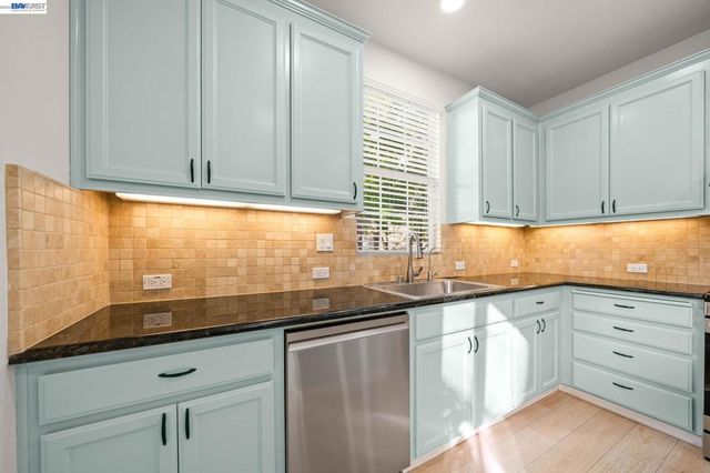 2229 Maidenhair Way, San Ramon, CA 94582