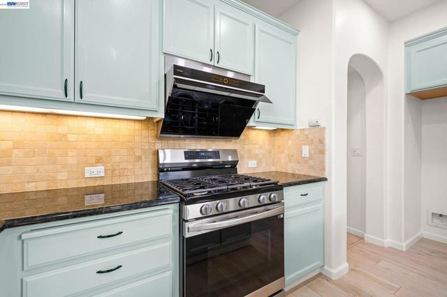 2229 Maidenhair Way, San Ramon, CA 94582