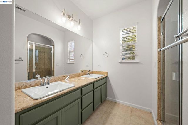 2229 Maidenhair Way, San Ramon, CA 94582