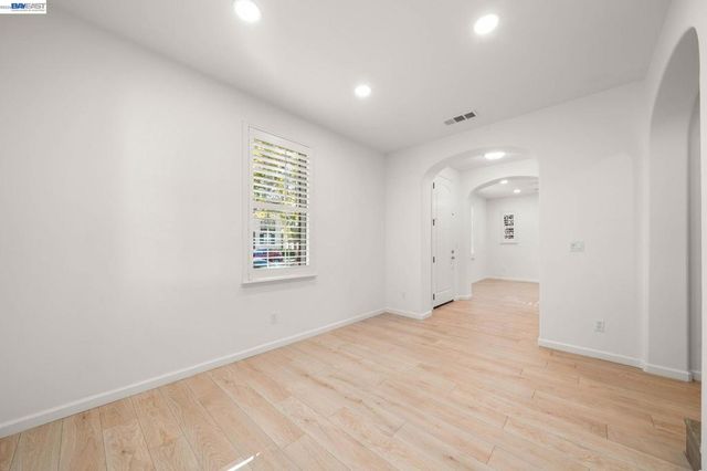 2229 Maidenhair Way, San Ramon, CA 94582