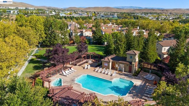 2229 Maidenhair Way, San Ramon, CA 94582
