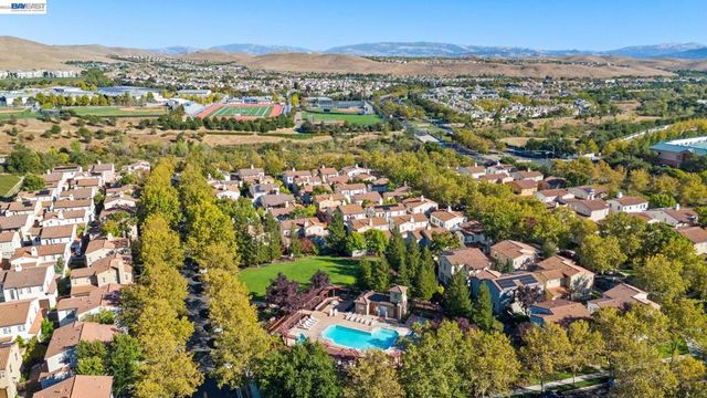 2229 Maidenhair Way, San Ramon, CA 94582