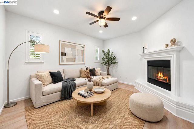 2229 Maidenhair Way, San Ramon, CA 94582