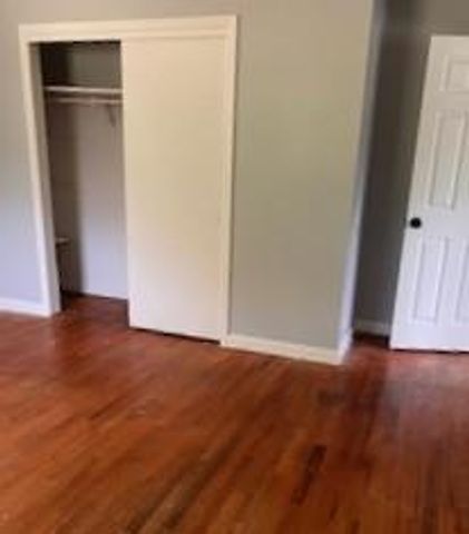 2711 Suncrest Drive, Dalton, GA 30720