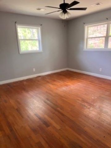 2711 Suncrest Drive, Dalton, GA 30720