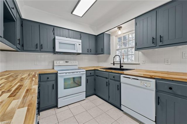 8718 Moody Road, Liberty, NC 27298
