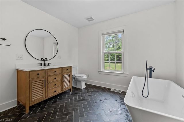 8718 Moody Road, Liberty, NC 27298