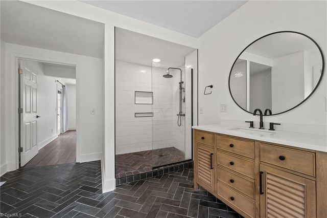 8718 Moody Road, Liberty, NC 27298