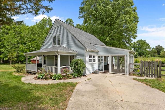 8718 Moody Road, Liberty, NC 27298