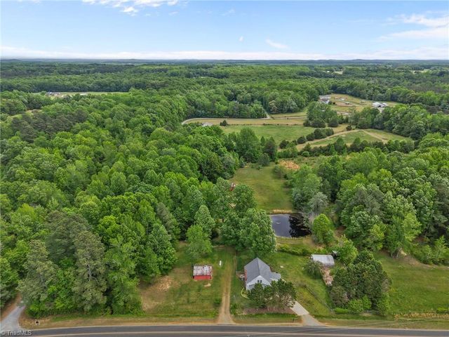 8718 Moody Road, Liberty, NC 27298