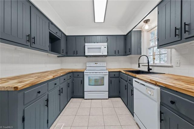 8718 Moody Road, Liberty, NC 27298