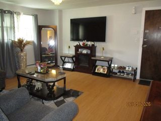 22 Nelson Dr E1, Randolph, MA 02368