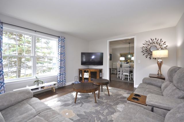 15 Beech St 15, East Bridgewater, MA 02333