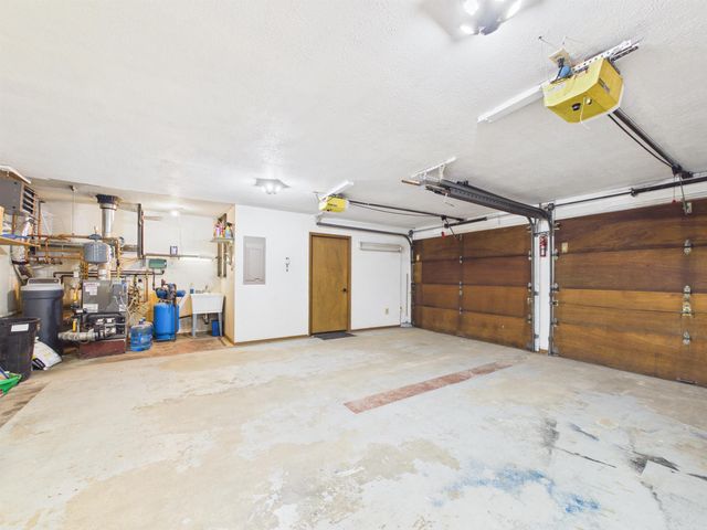 3911 KENSINGTON AVENUE, North Pole, AK 99705