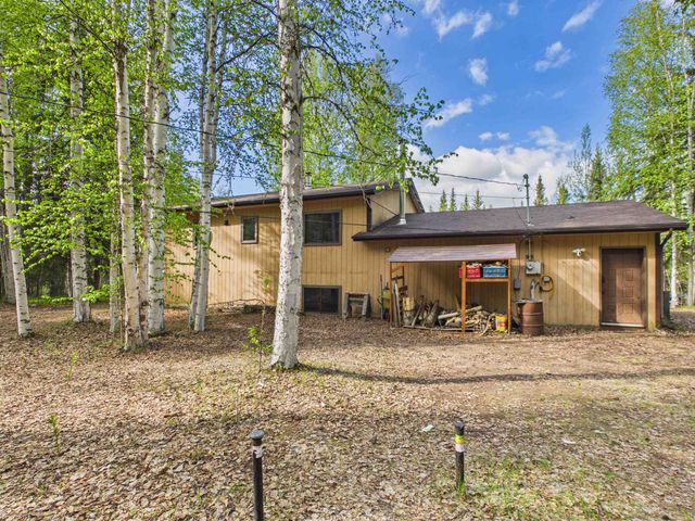 3911 KENSINGTON AVENUE, North Pole, AK 99705