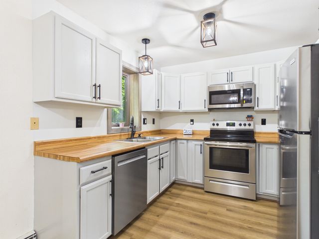 3911 KENSINGTON AVENUE, North Pole, AK 99705