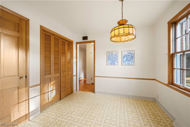 1822 Donna Drive, Westlake, OH 44145