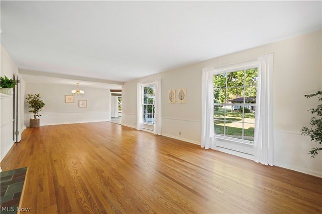 1822 Donna Drive, Westlake, OH 44145
