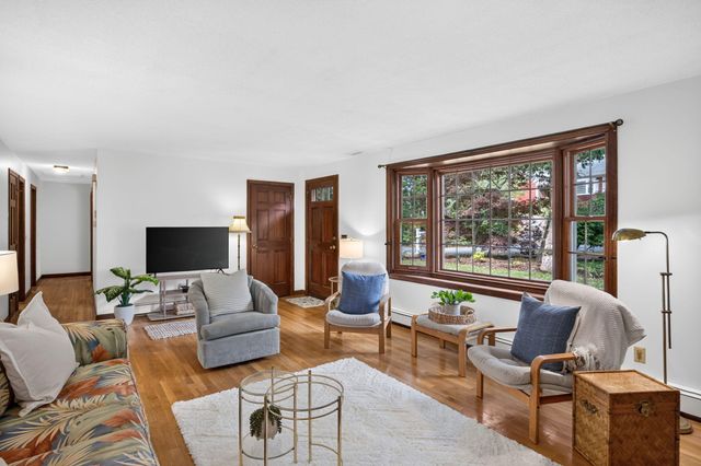 39 Lakewood Drive, Harwich, MA 02645